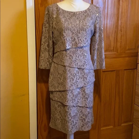 Ronni Nicole Dresses | Tiered Lace/Sequins Dress Size 8 | Color: Red | Size: 8 | Bartica79's Closet Ronni Nicole Dresses | Tiered Lace/Sequins Dress Size 8 | Color: Red | Size: 8 | Bartica79's Closet